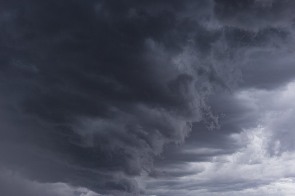 Donkere wolken